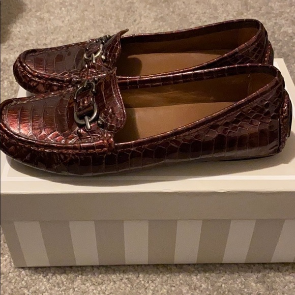 Donald J Pliner Viky Loafers - Picture 2 of 6